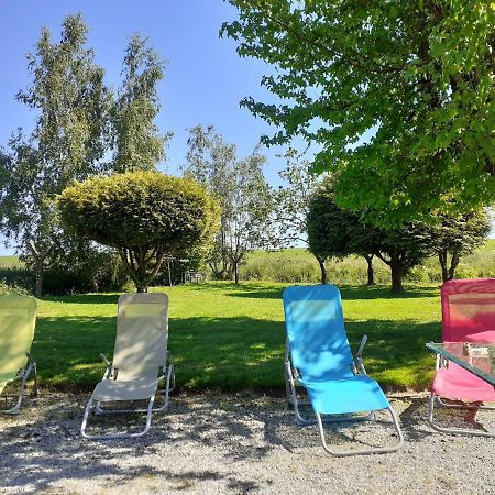 Chez Christine Bed & Breakfast Noyal-Pontivy Dış mekan fotoğraf