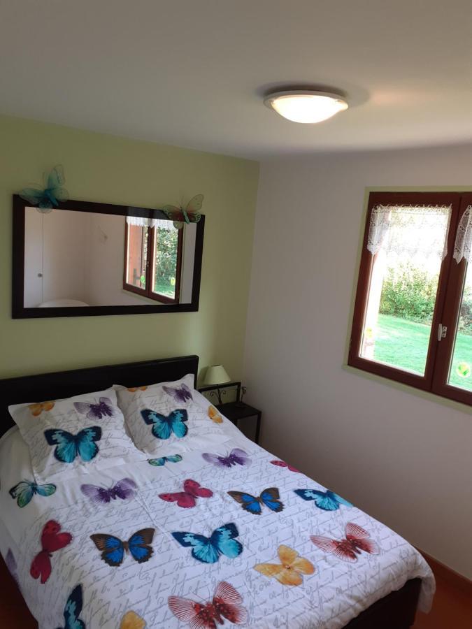 Chez Christine Bed & Breakfast Noyal-Pontivy Dış mekan fotoğraf